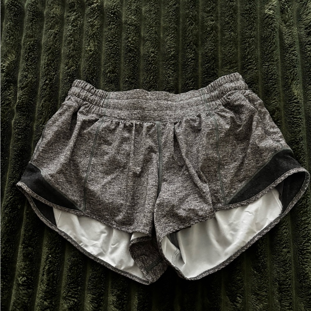 Lululemon Athletica Gray Hotty Hot 2.5” Athletic Shorts